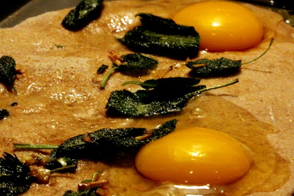 Egg and sage pizza